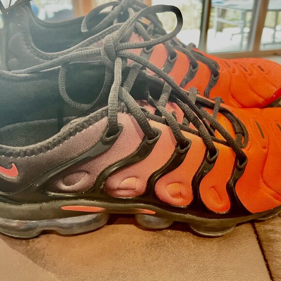 Nike Air VaporMax Plus Black Crimson Mens Shoes main image 5